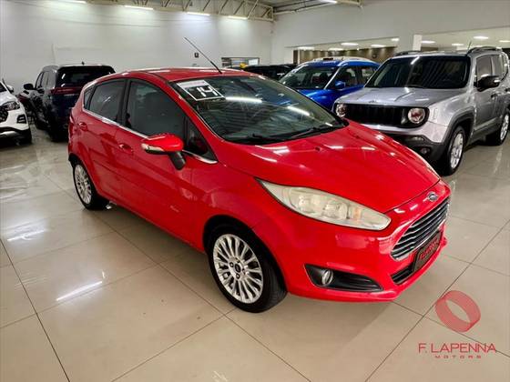 FORD FIESTA 1.6 TITANIUM HATCH 16V FLEX 4P AUTOMÁTICO FORD FIESTA 1.6 TITANIUM HATCH 16V FLEX 4P AUTOMÁTICO